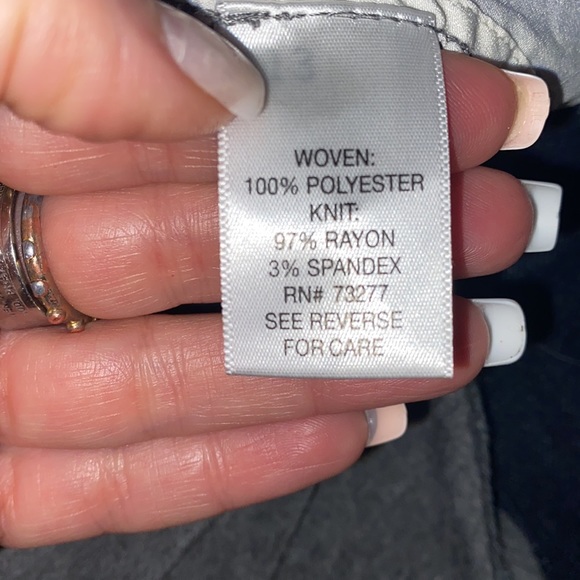 Women’s Apt 9 Top - Picture 6 of 10